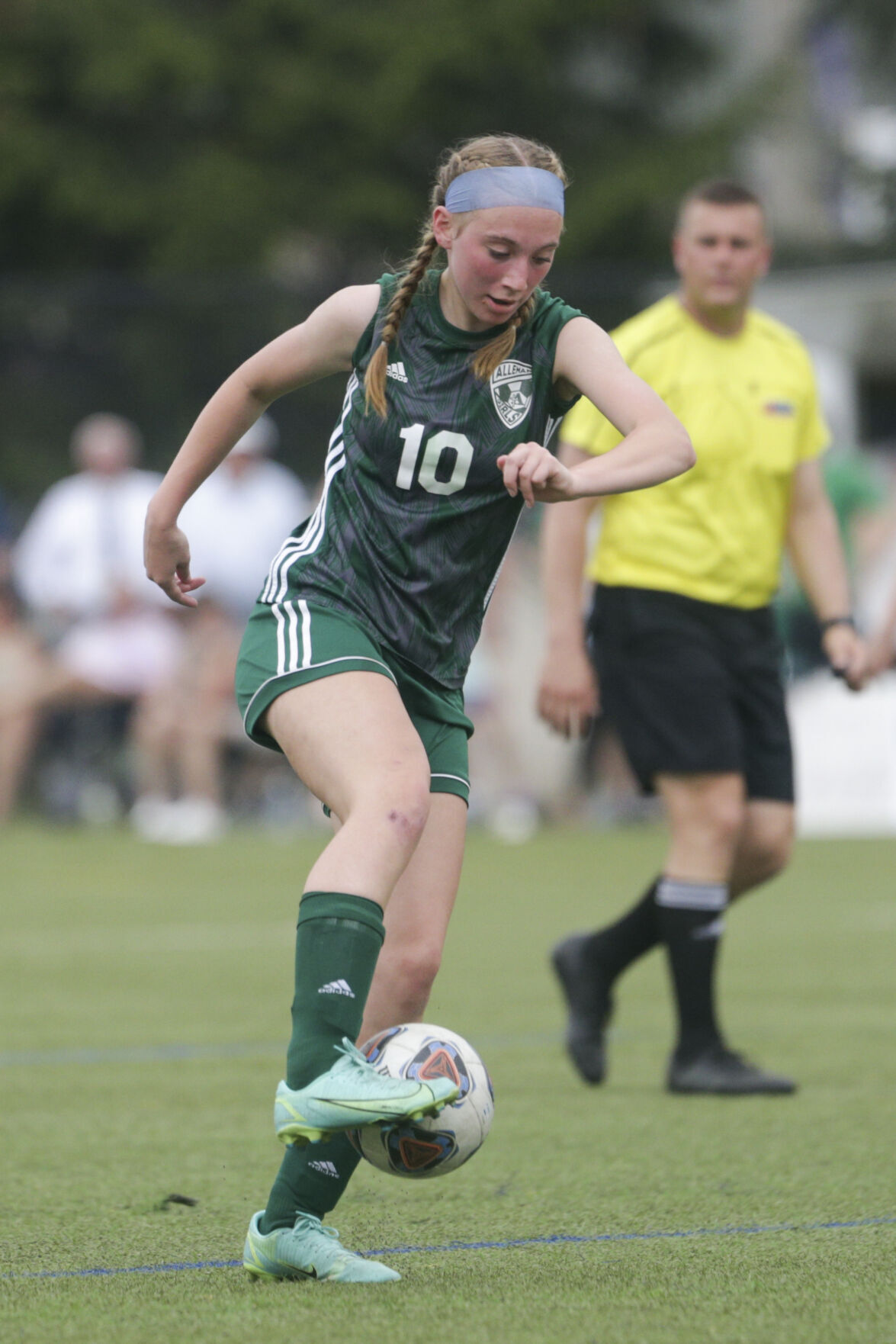 051022-qc-spt-german soccer-18.jpg